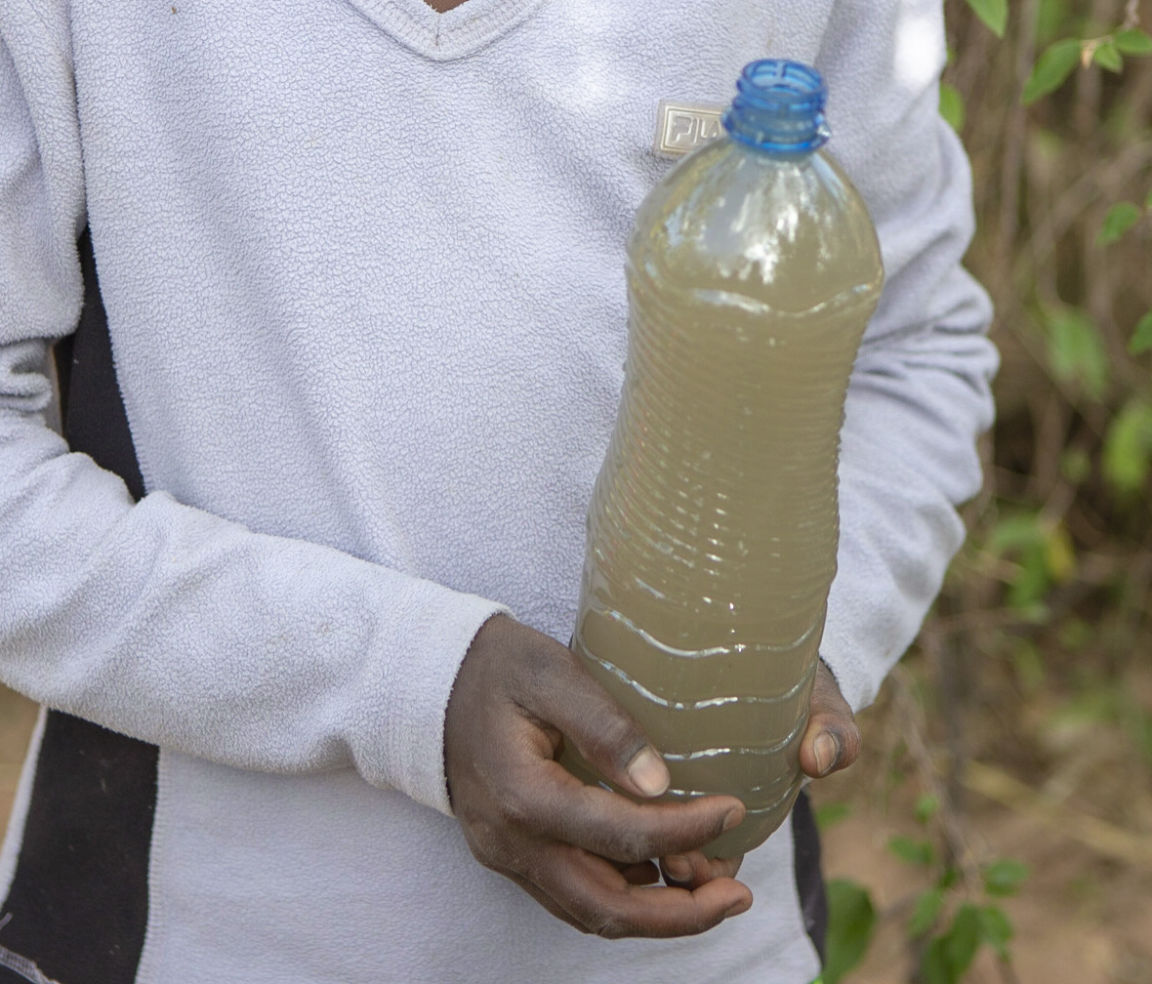 water scarcity makes life in rural Kenya a struggle for the families there. Montana on a Mission partners with the community to bring clean water and opportunities.