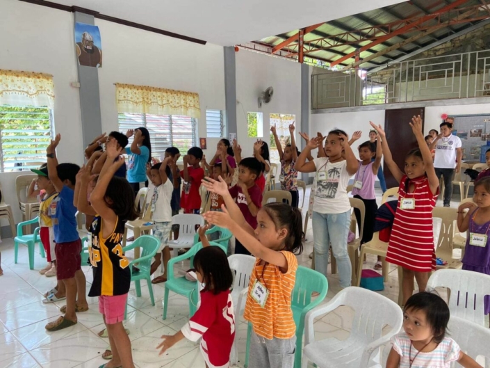 Like here in the U.S., the students in Bohol are on school summer break this month and they have had tons of fun and faith-building experiences at the summer youth Bible camp in UBay and VBS at the Family Christian Fellowship. Thanks to all who donate to support these wonderful opportunities! Montana on a Mission.